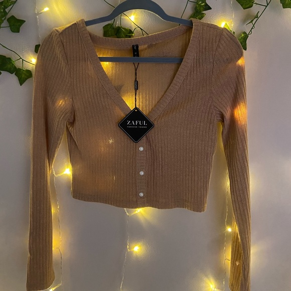 PINK PEARL BUTTON DOWN CARDIGAN - Picture 3 of 3